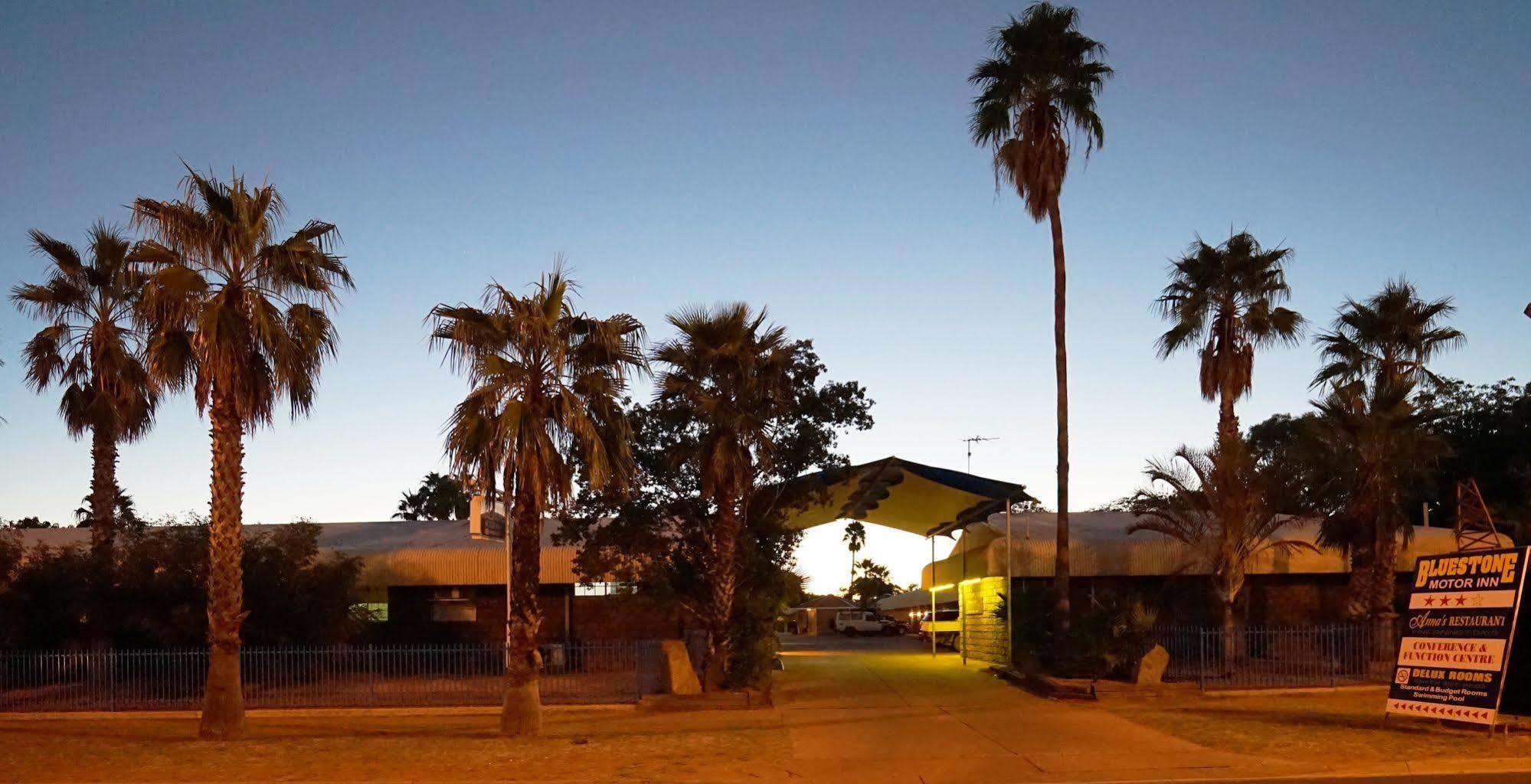 Bluestone Motor Inn Tennant Creek Exterior foto